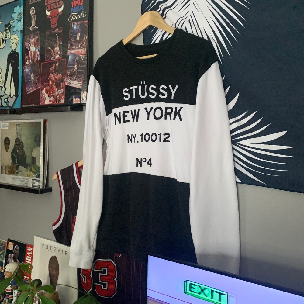 Stussy New York Crewneck - Picture 2 of 6